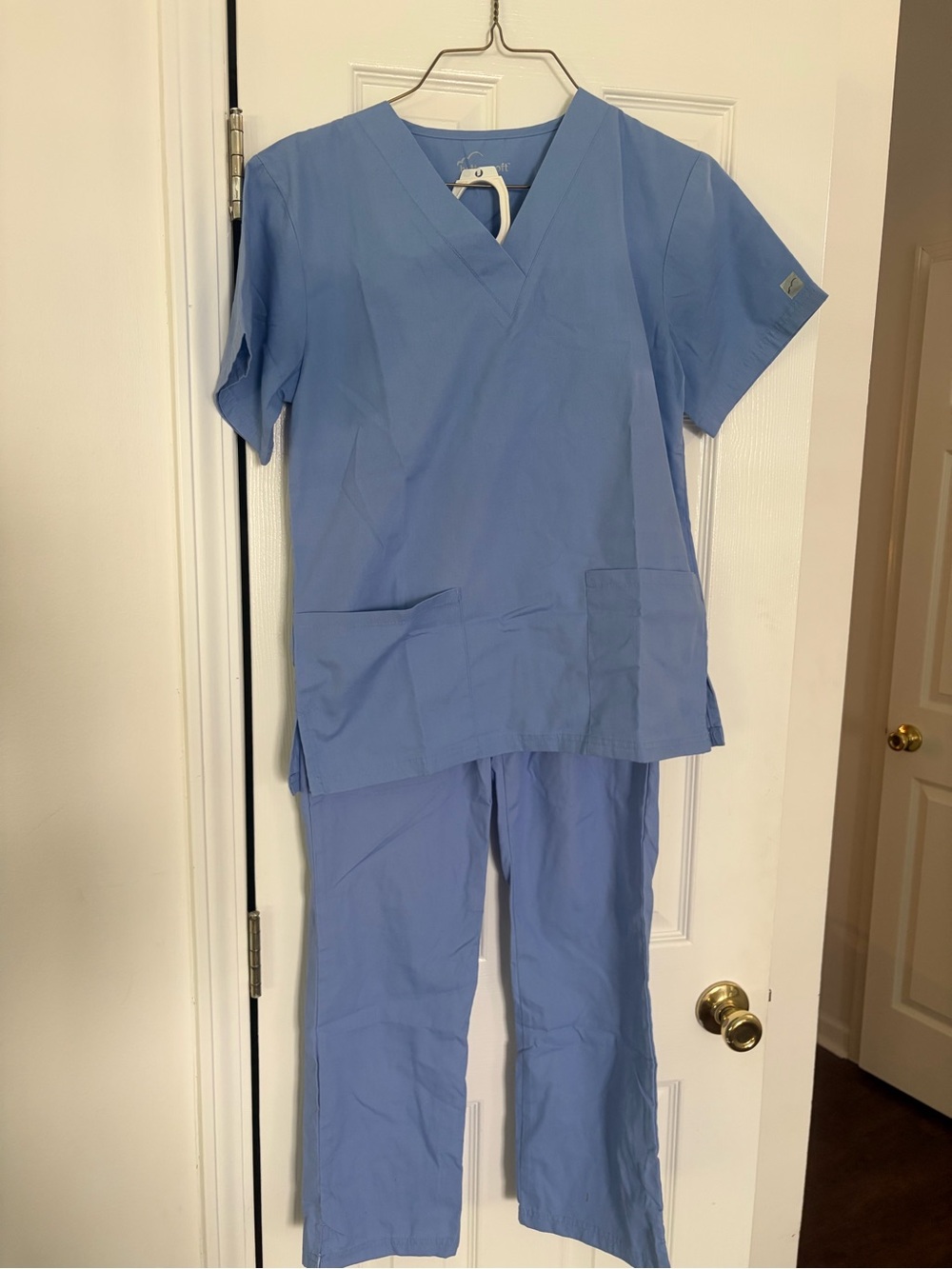 Butter Soft Scrubs by Uniform Advantage - Ceil Blue Scrubs Lot - Picture 10 of 10